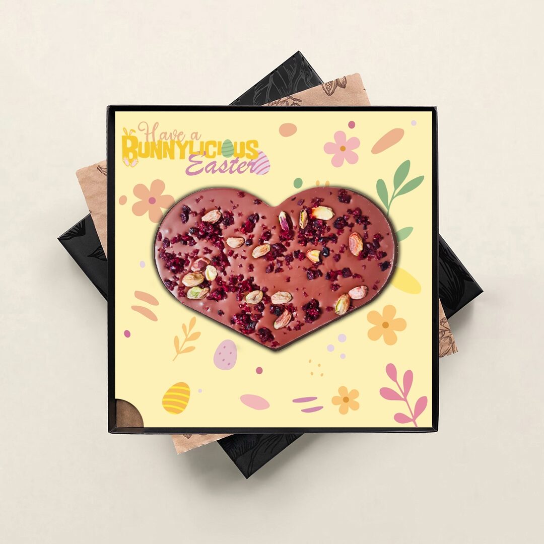 Chocolade hart met paasdesign in luxe doos